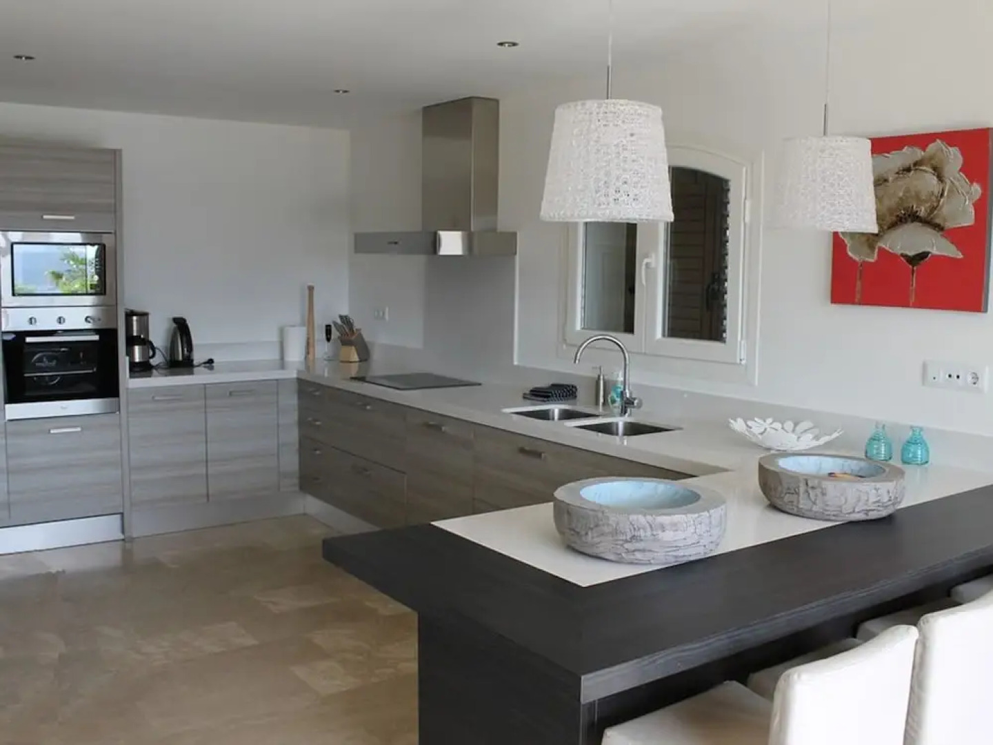 Beautiful Villa With Fantastic View and Infinity Pool Near Santa Cristina D'aro