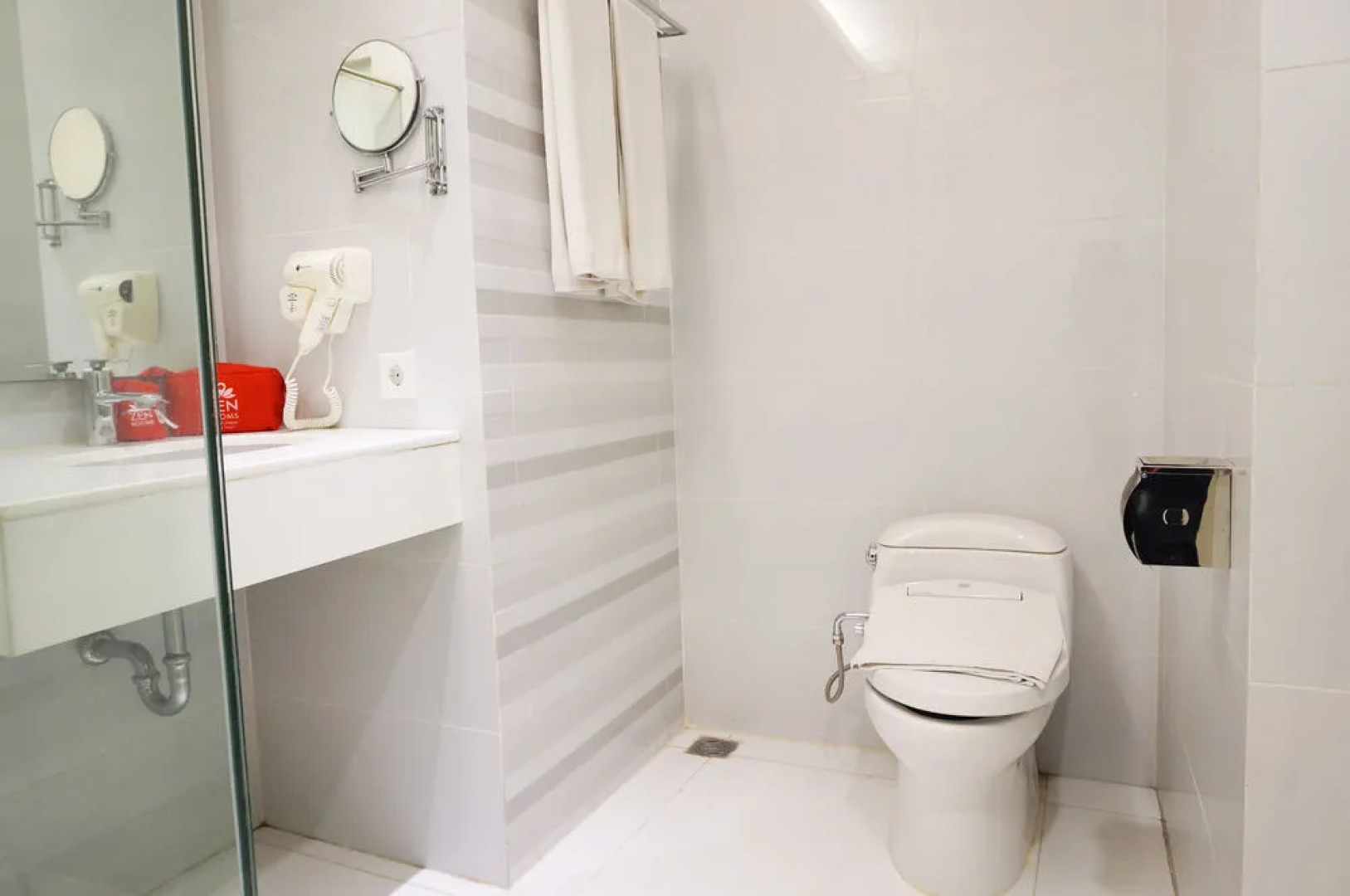 Zen Rooms Manyar Kertoarjo