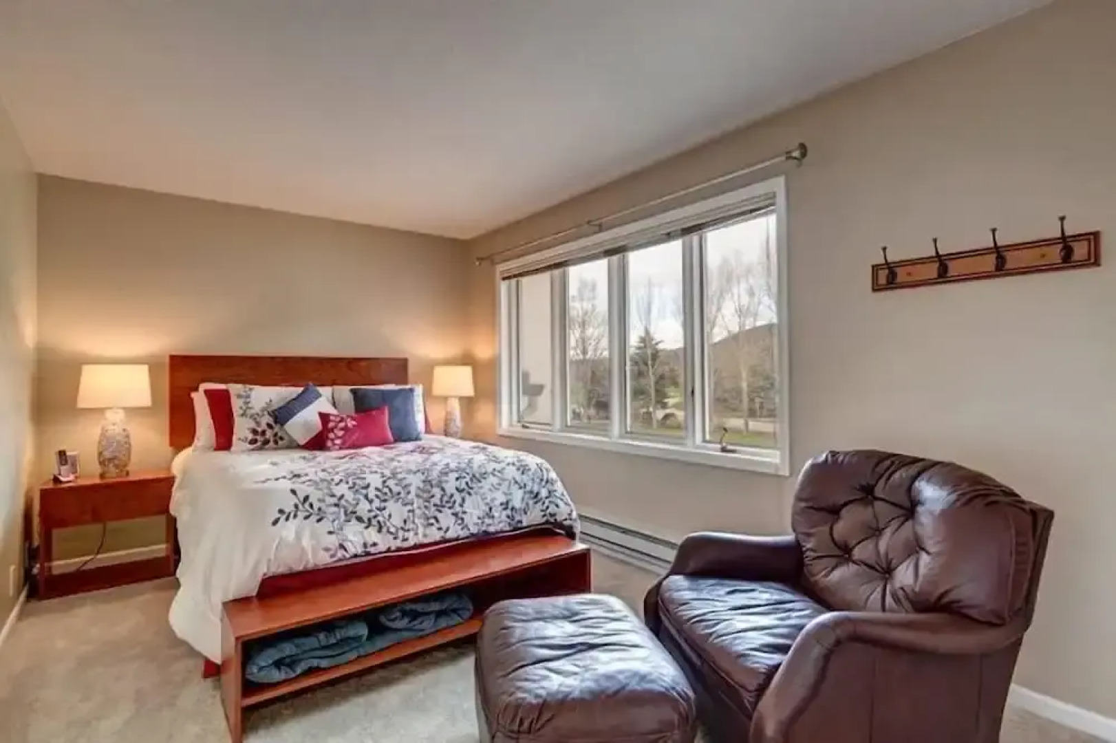 2-225 Eagle Dr Unit 8B Summer Only