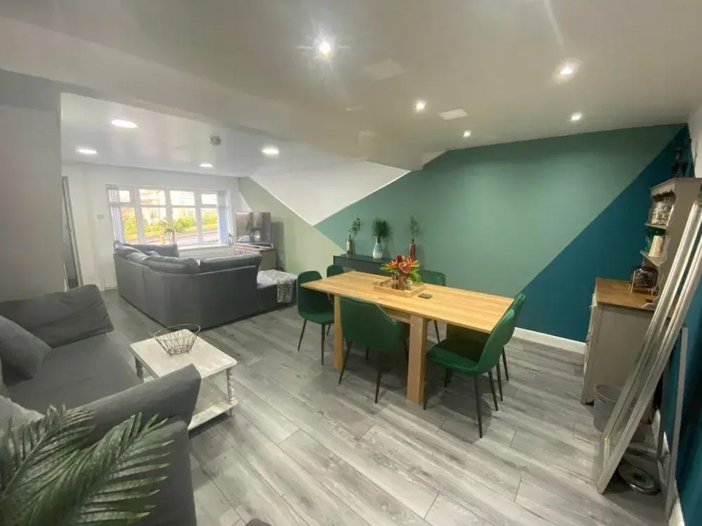 Ideal Lodgings in Baxenden