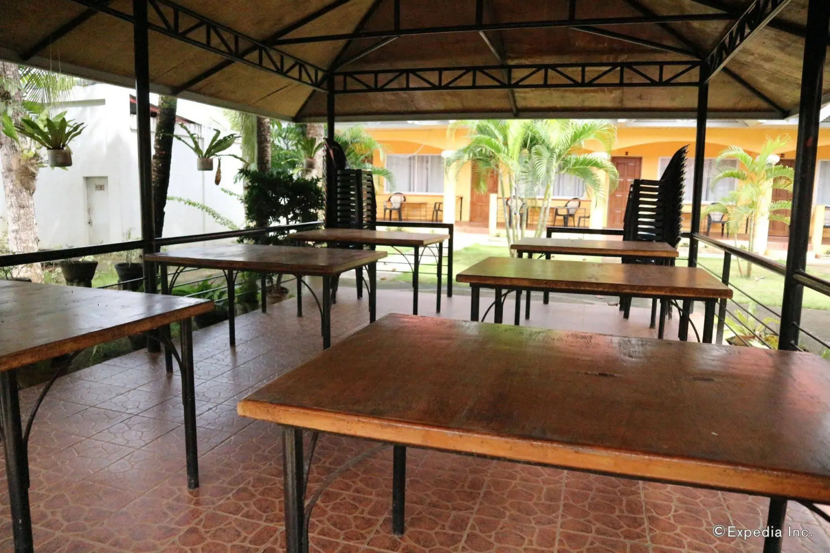 Villa Manuel Tourist Inn