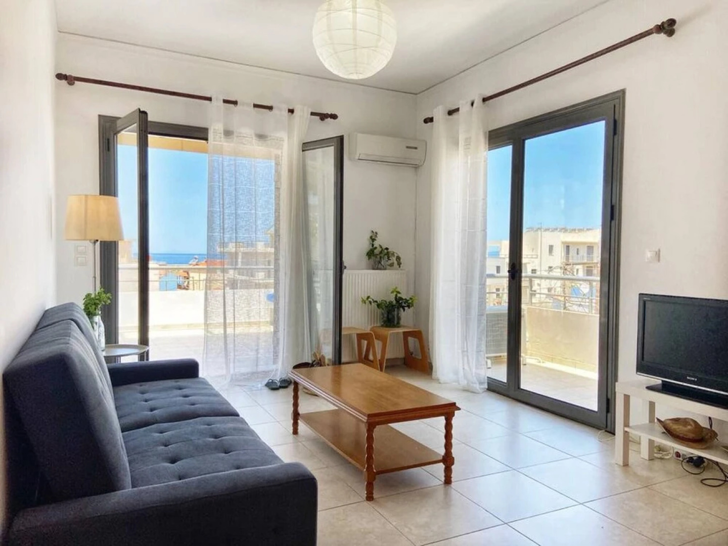 Seaside Apartment, Walking Distance To The Beach