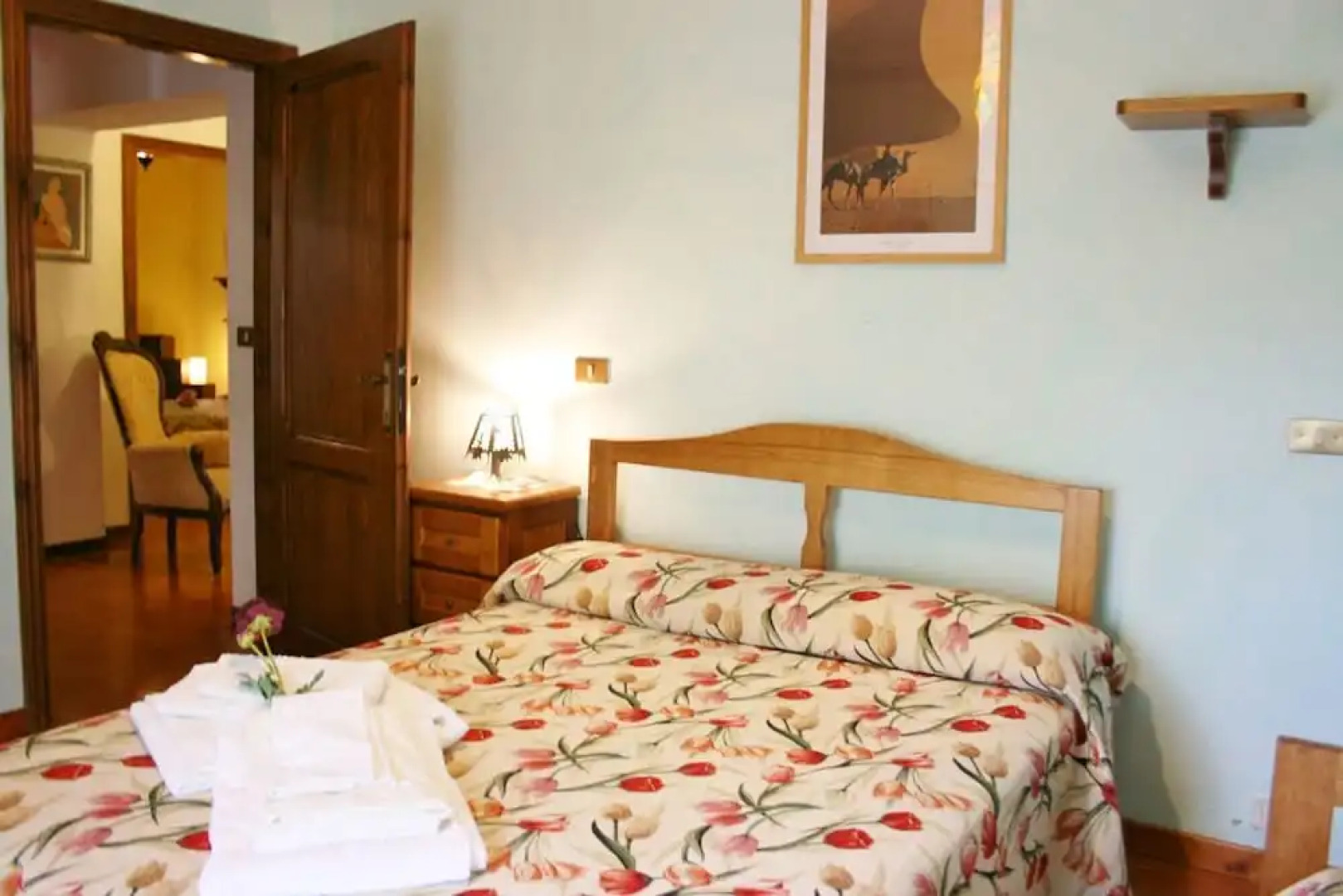 Beautiful private villa with WIFI, private pool, TV, pets allowed and parking, close to Arezzo