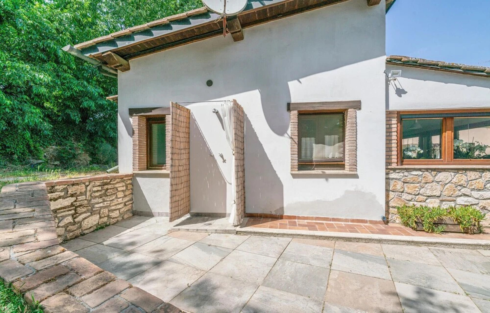 Nice Home in Orte With Outdoor Swimming Pool, Internet and 2 Bedrooms