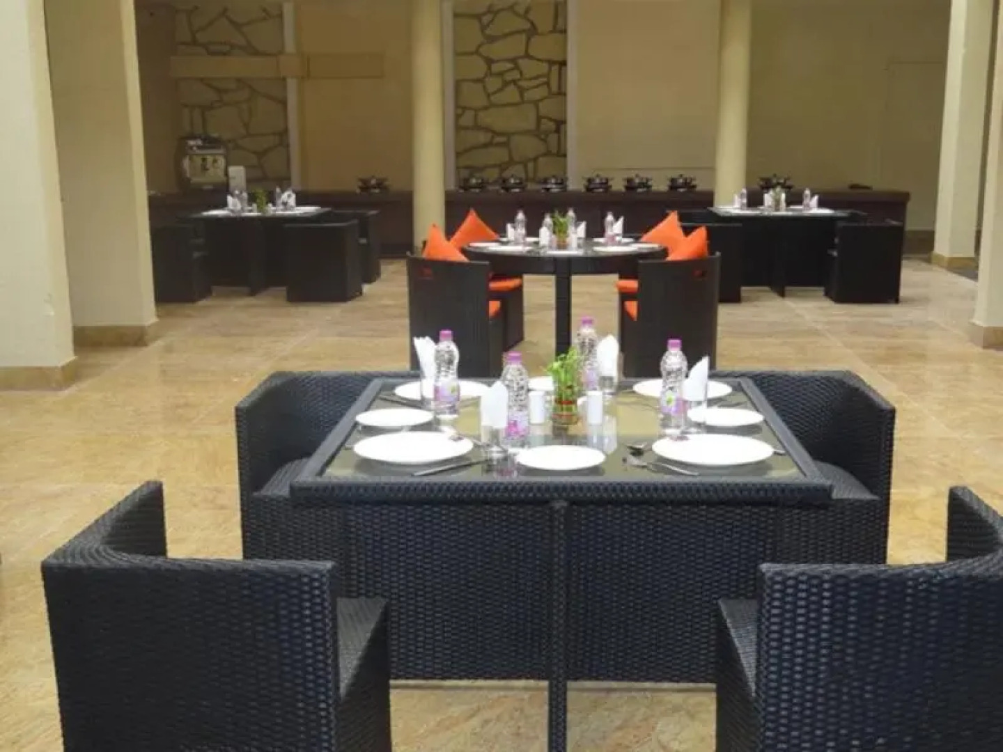 Zip by Spree Spine Hotel