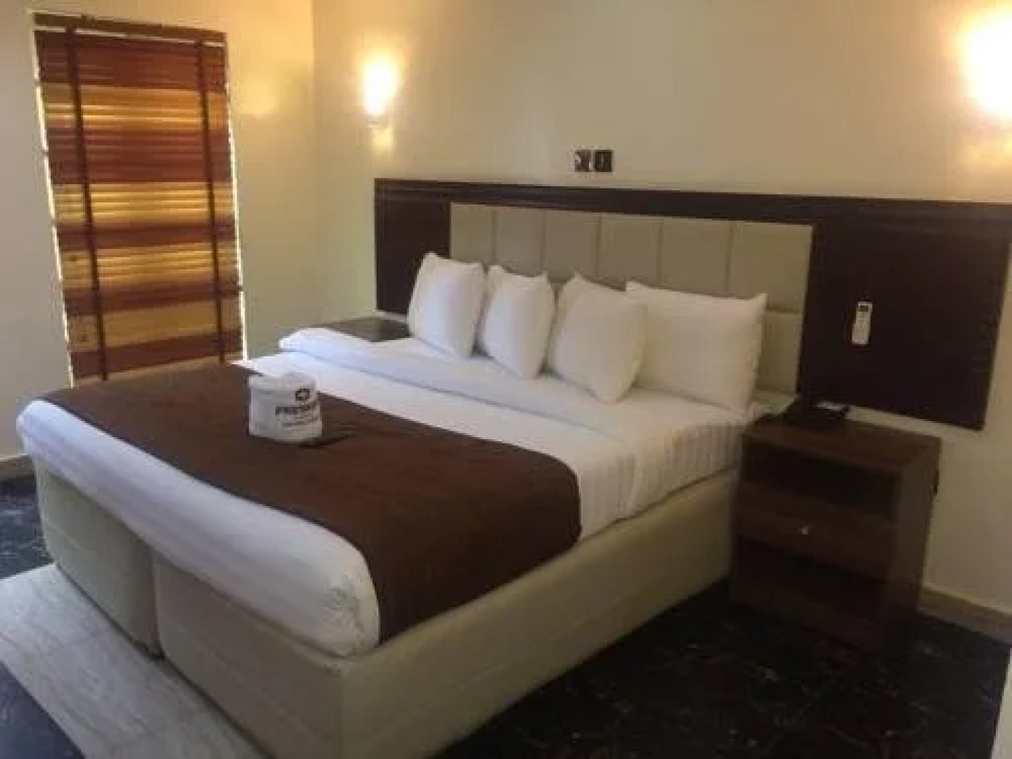 Max Royal Hotel & Suites