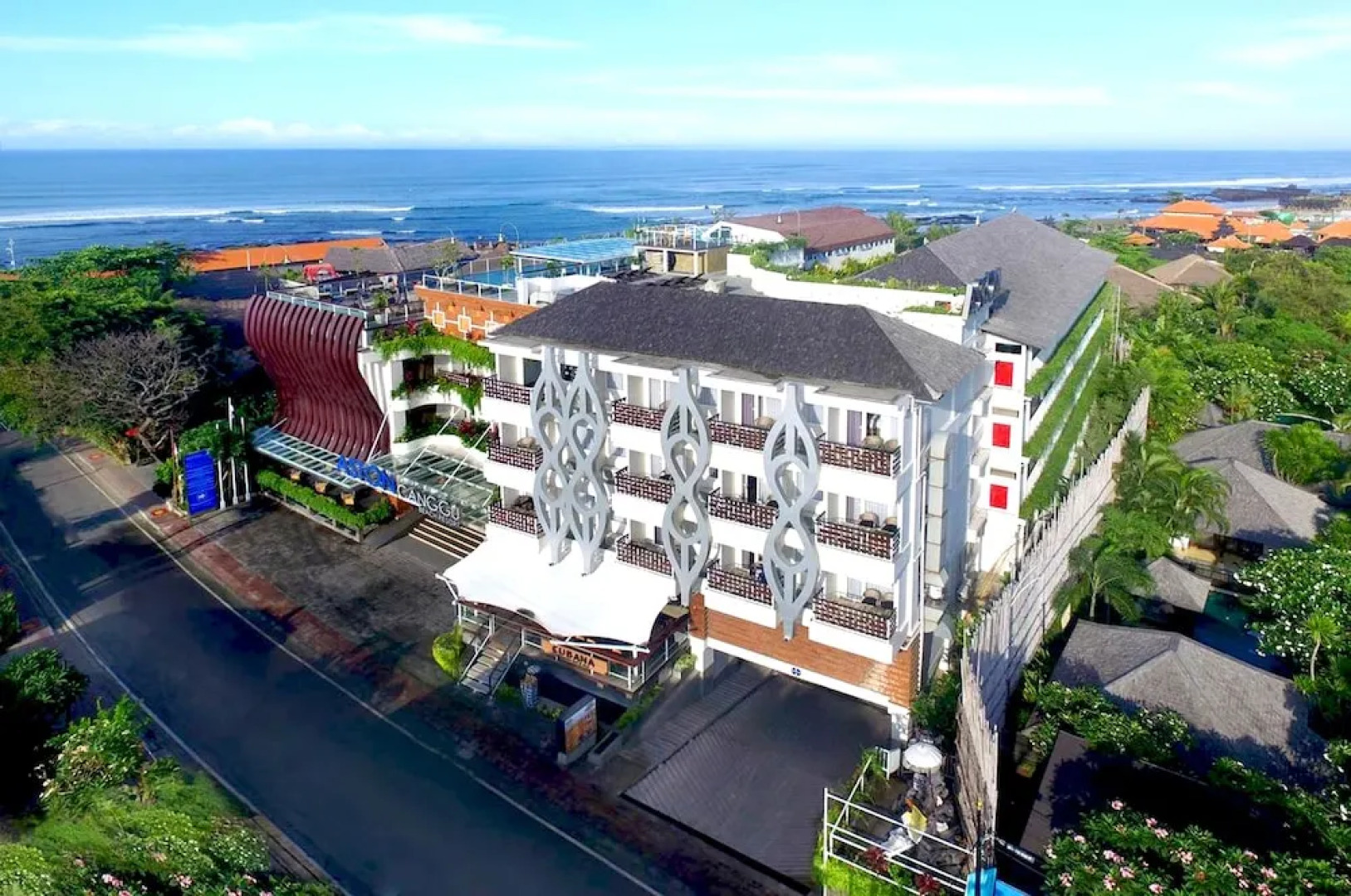 Comfort Room Batu Bolong Beach old Mans Canggu