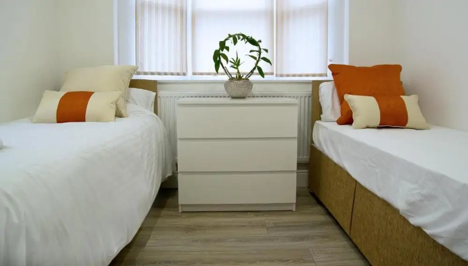 Remarkable 2-bed Apartment in Chelmsford