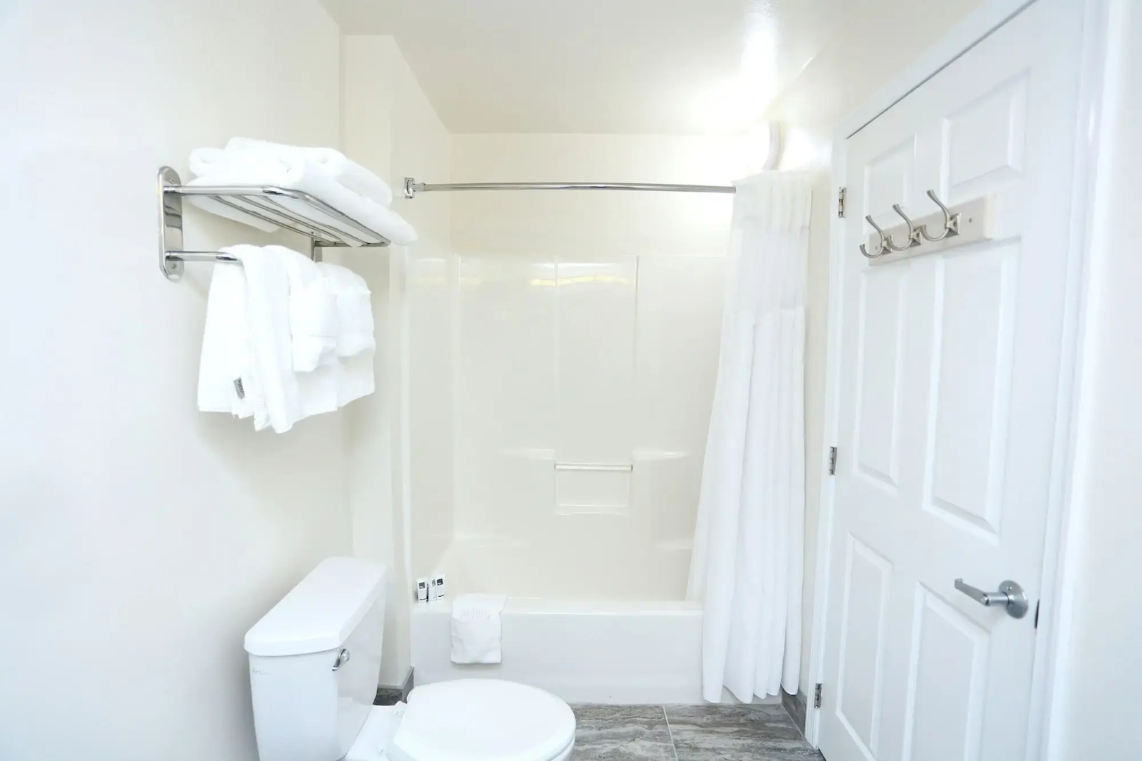 La Mer Beachfront Resort