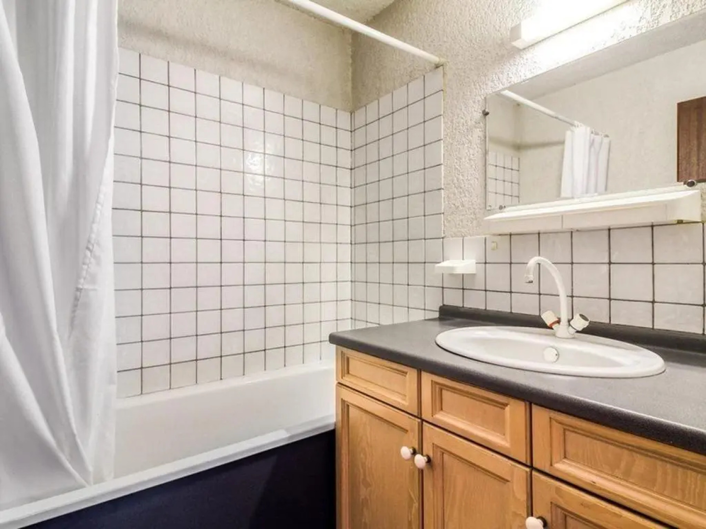 Appartement Esquièze-Sère, 3 pièces, 6 personnes - FR-1-402-9