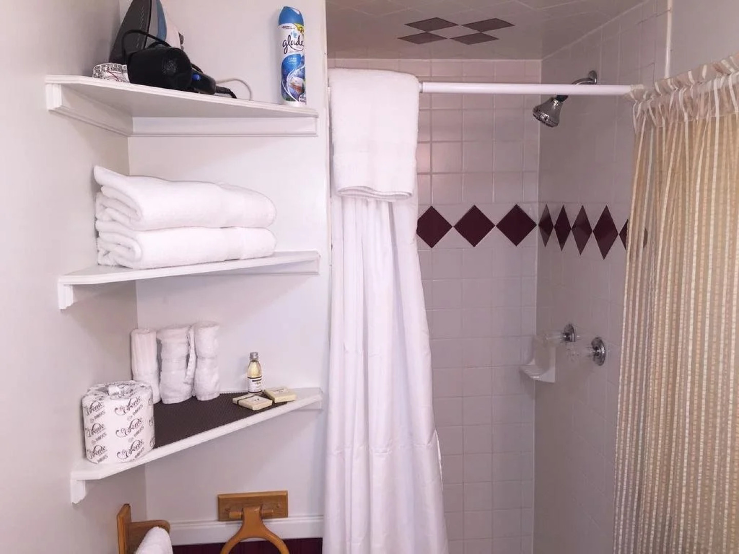 Valley Brook Cottages and Cabins