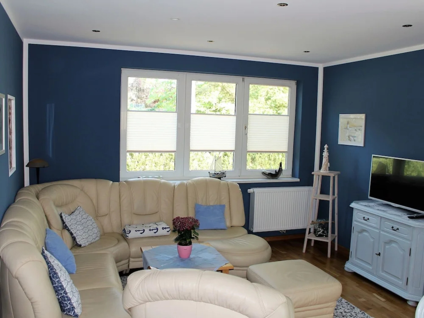 Modern Holiday Home Near Sea in Neuhaus