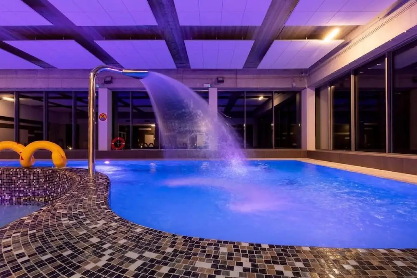 Aquamarina Onyx Apartments by Renters