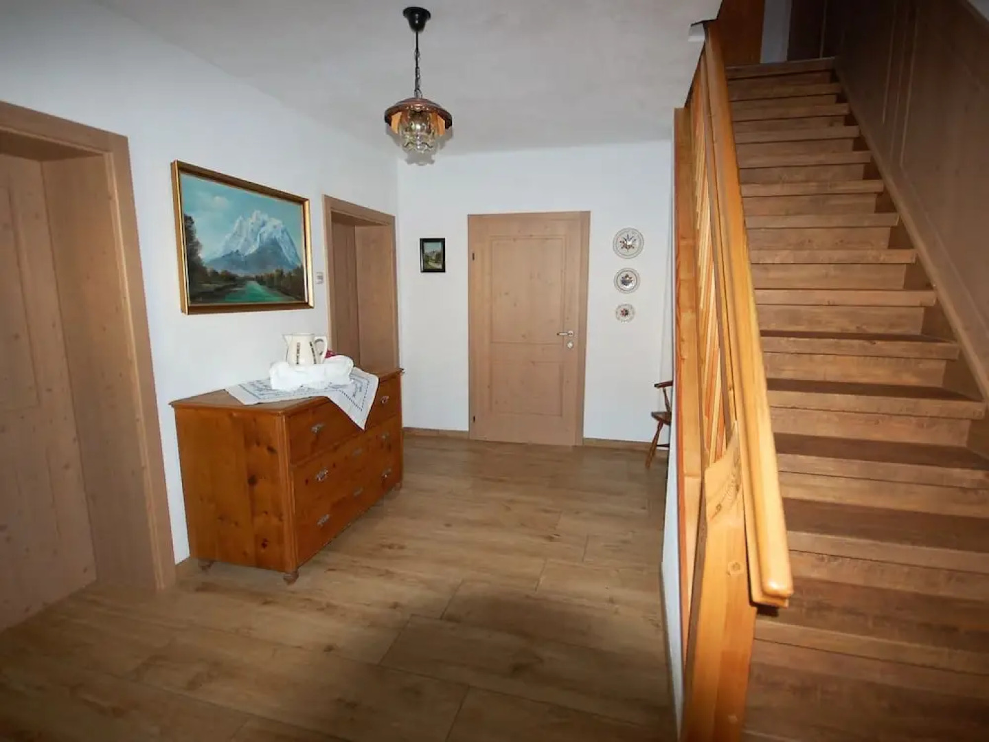 Renovated Mountain Retreat Stay