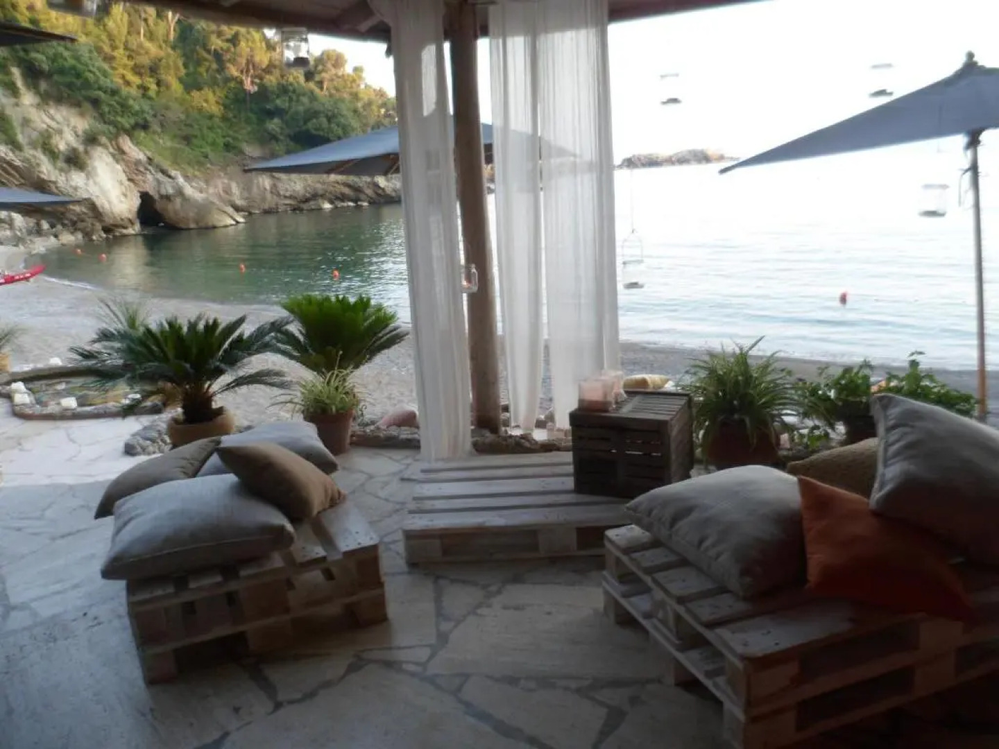 Eco del Mare Night and Day Beach Club