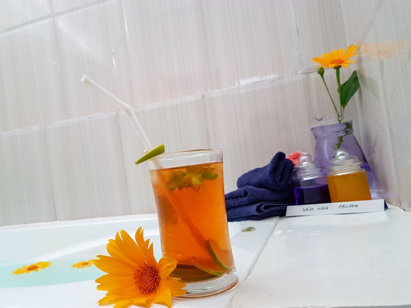 White Villa Beach Resort