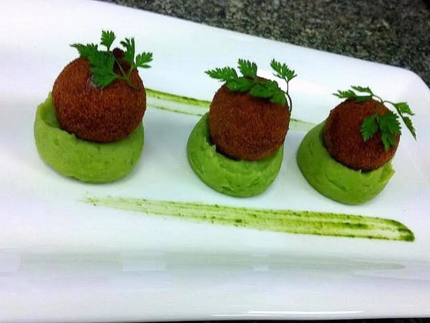 Logis Hôtel Le Chene Dore