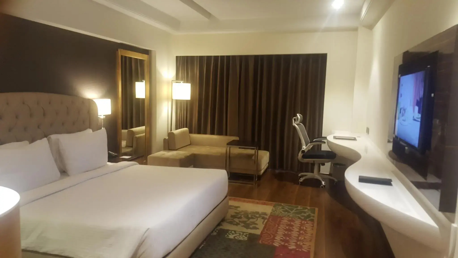 Golden Galaxy Hotels & Resorts