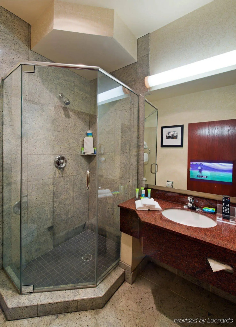 Radisson Hotel and Conference Center Rockford