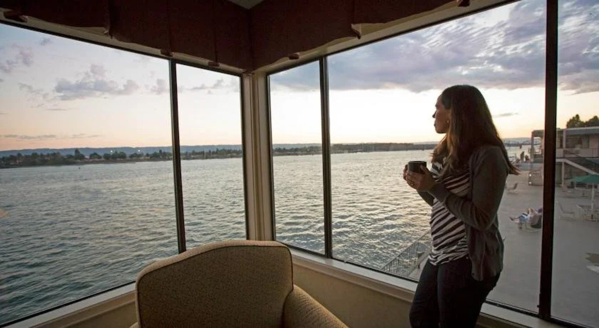 Red Lion Hotel Vancouver at the Quay