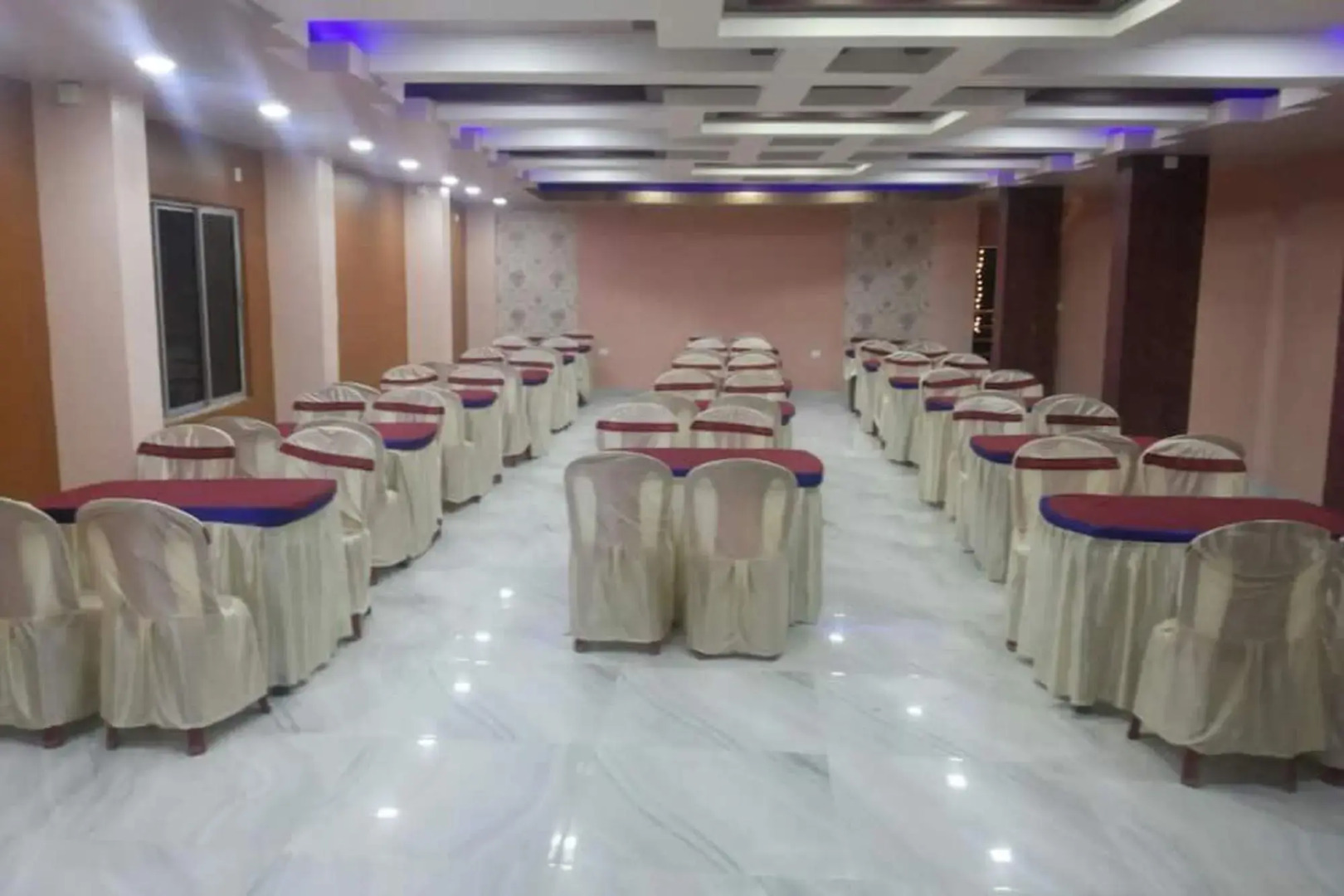 Hotel Ridhi Sidhi by OYO Rooms