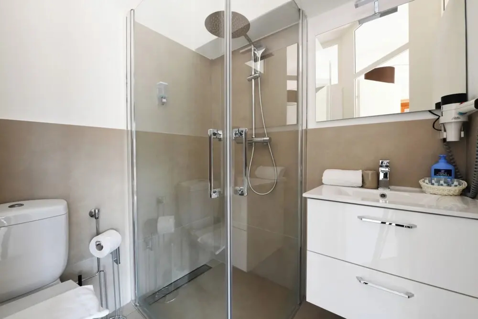 Bed & Breakfast 7rooms Losone