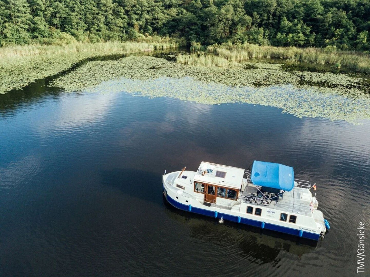 Boats & Yachts at Zehdenick Harbor by Kuhnle‑Tours