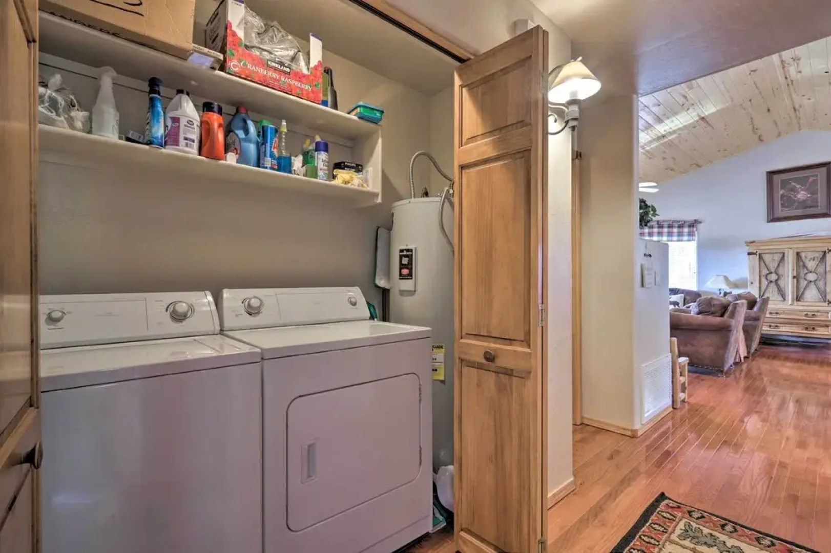 Hike, Fish & Enjoy Pond On-site: Bison Ranch Cabin