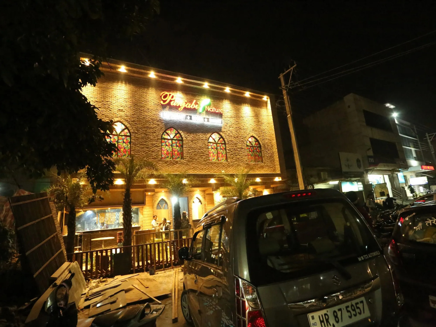 OYO 18256 Punjabi Nature Residency