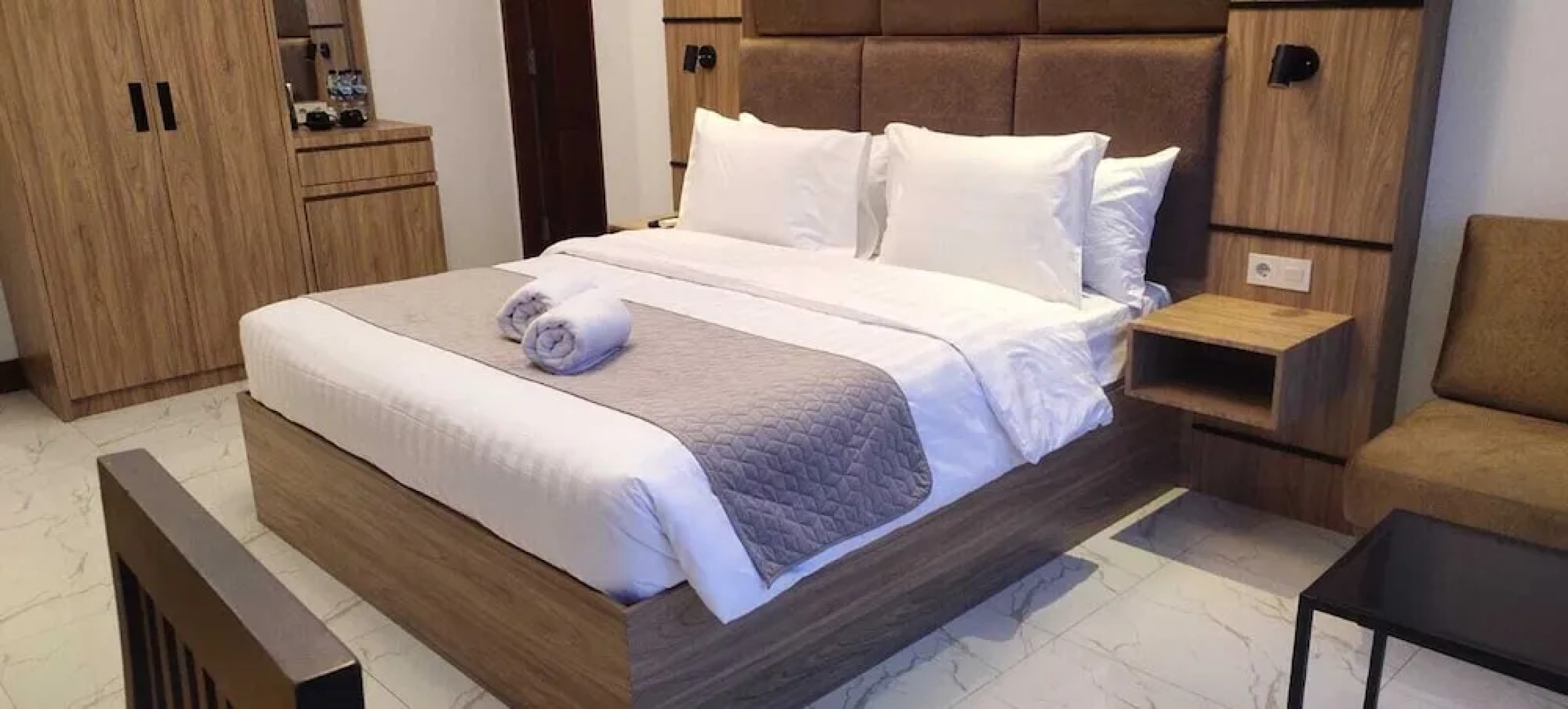 Toba Retreat Mansion And Villas