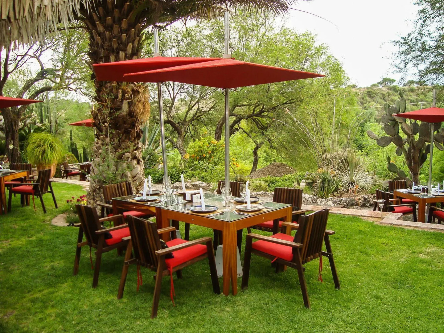 Nirvana Restaurant And Retreat