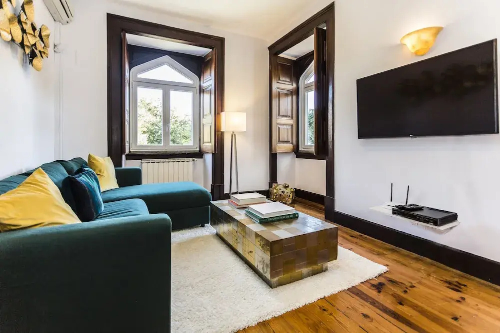 Seafront Manor by Cadenzalux