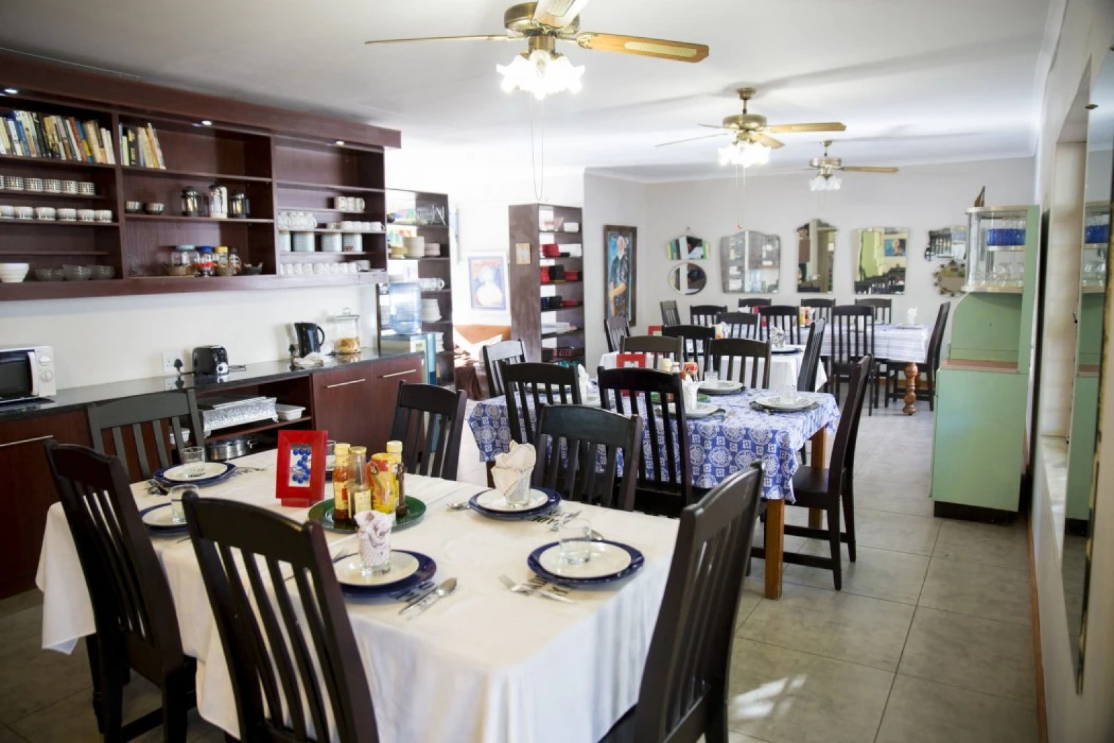 Ons Dorpshuis Guest House