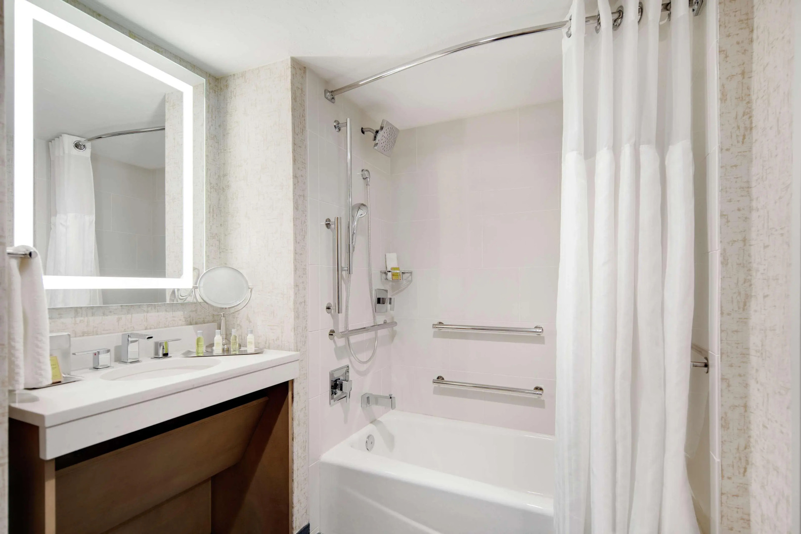 Highline Vail — a DoubleTree by Hilton