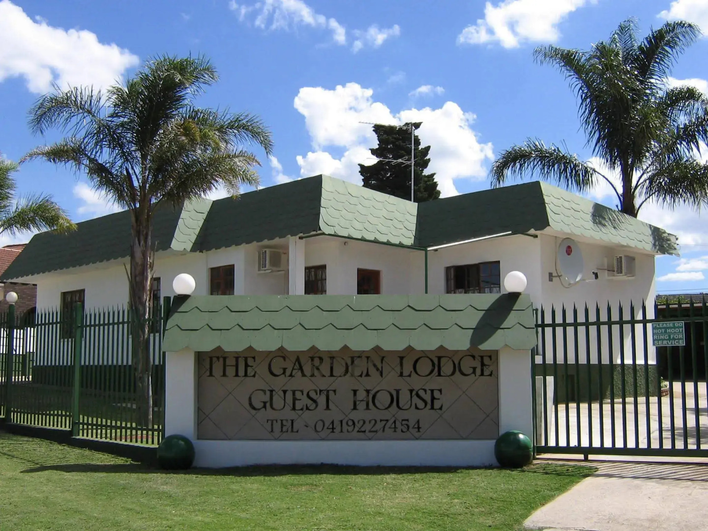 The Garden Lodge Guest House