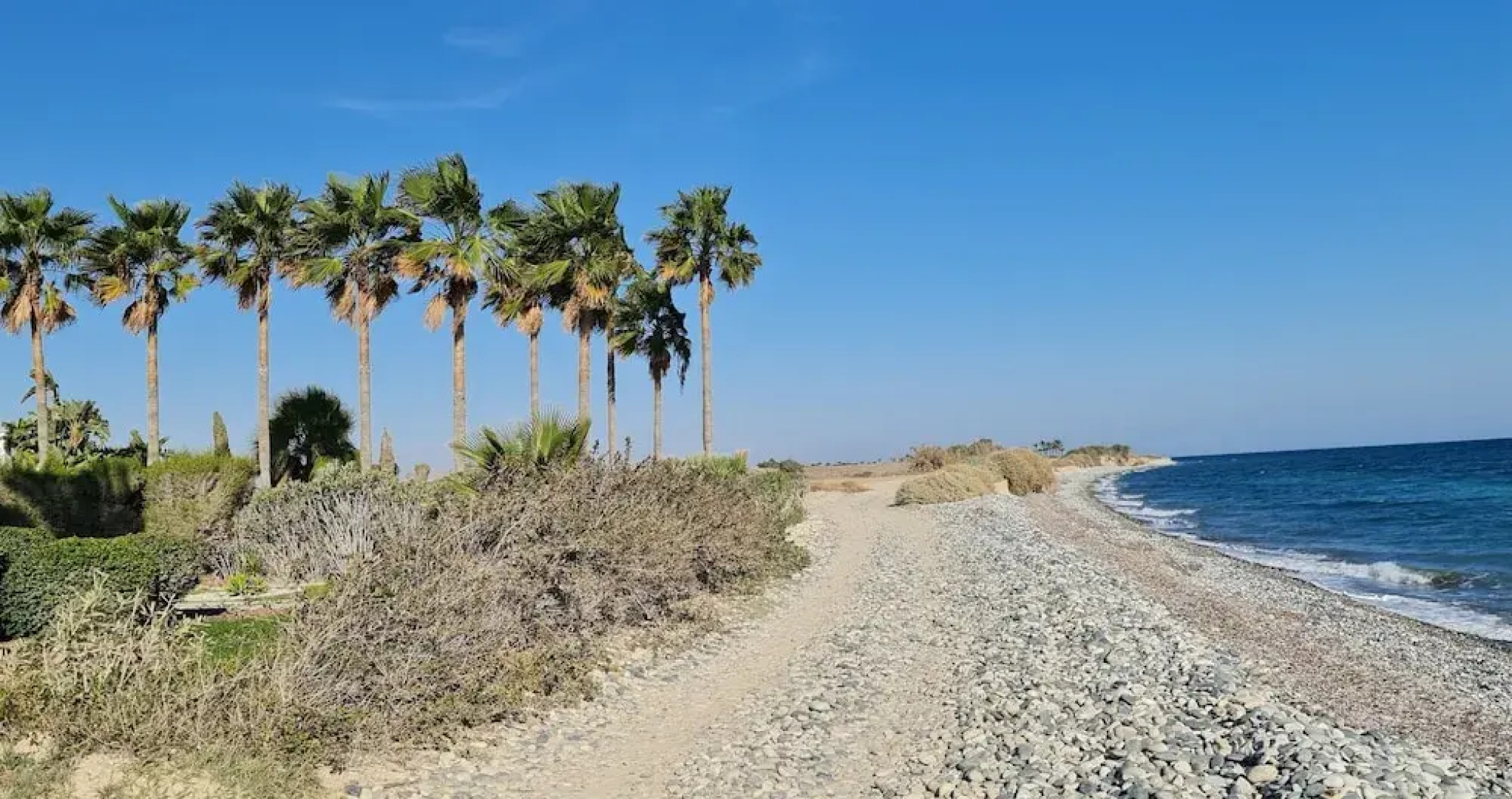 Stunning 5-bed Beach Front Villa, Private Beach