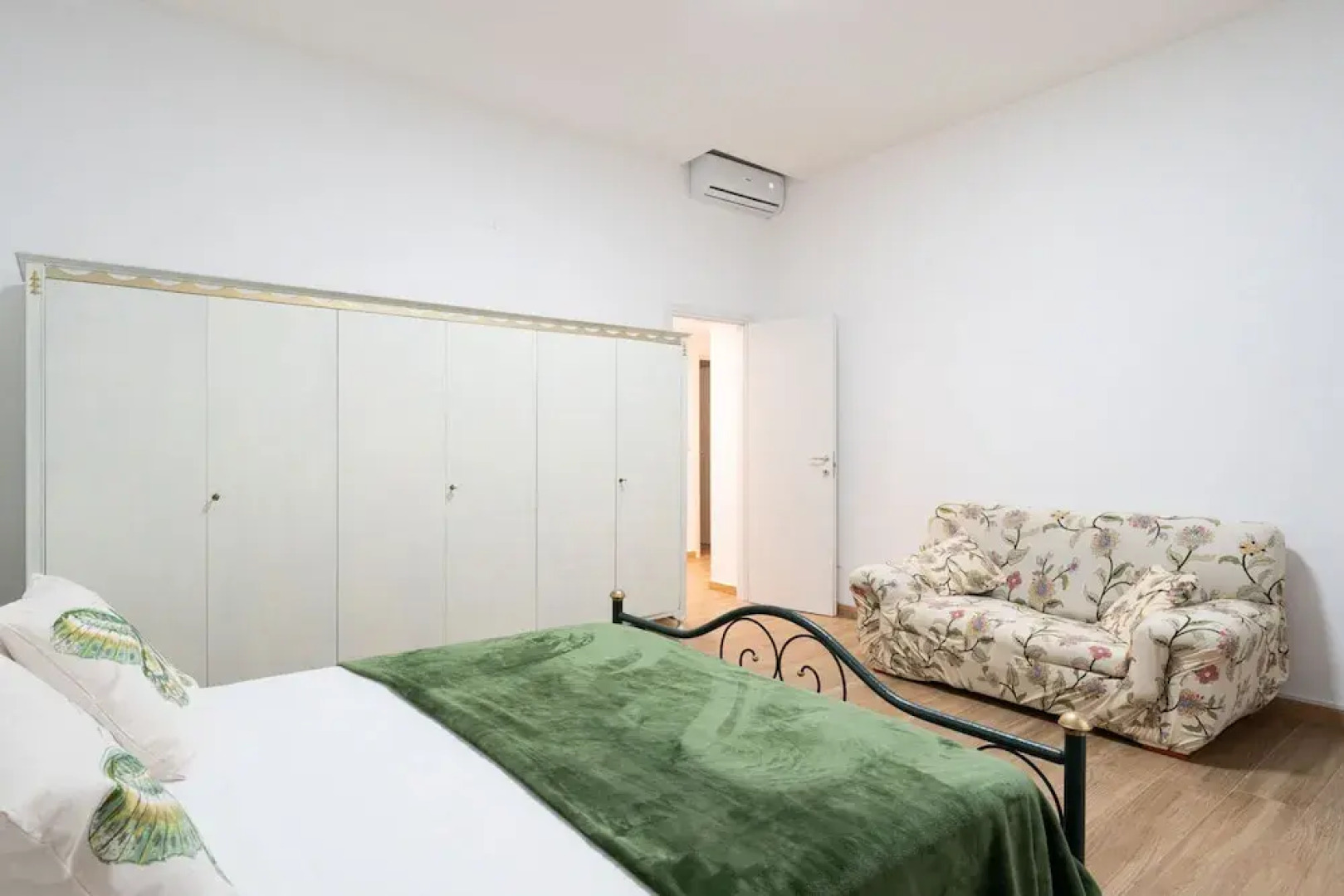 The Flower House in Bitritto