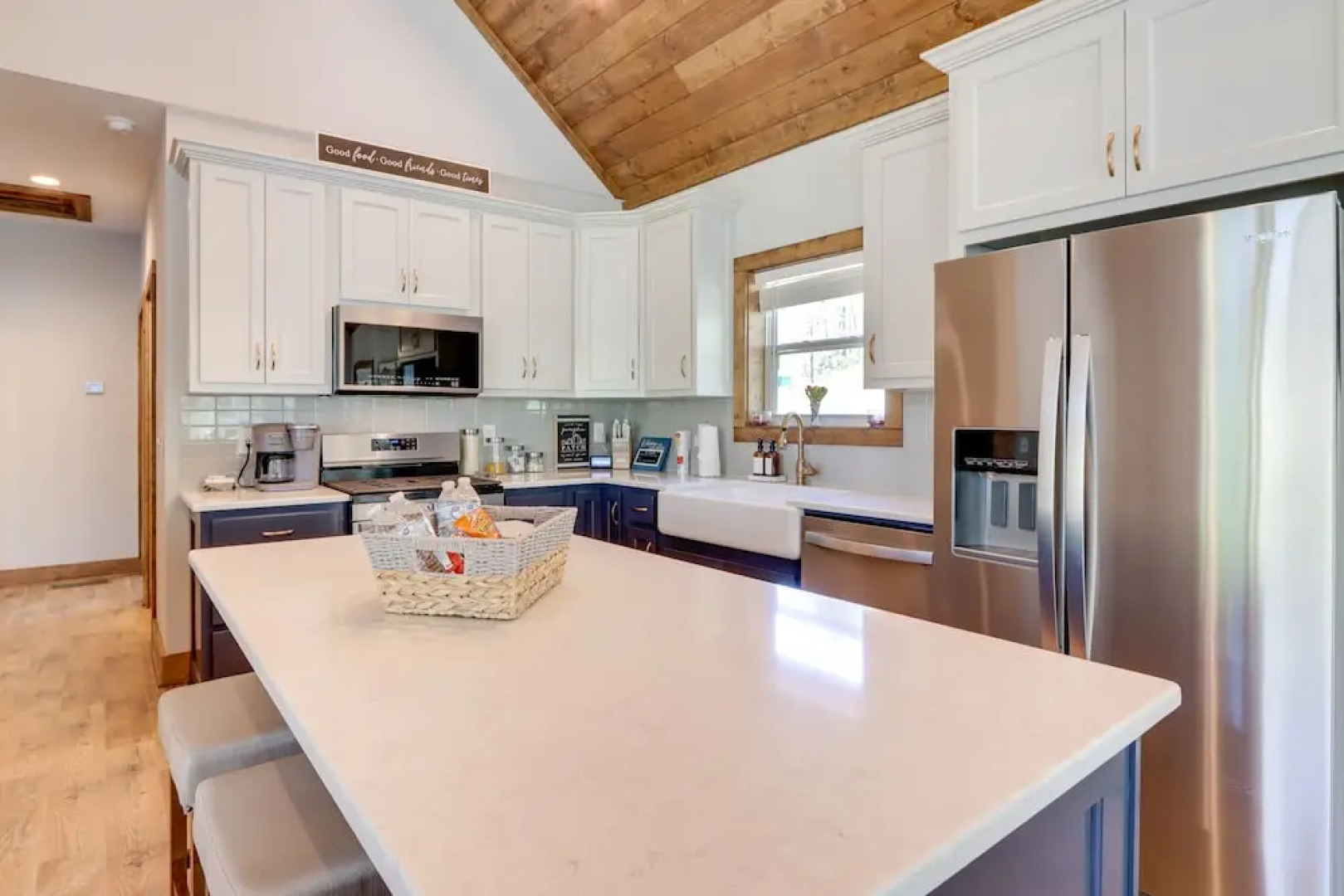 'lakeside Paradise' in Ellijay: Hot Tub, Fire Pit