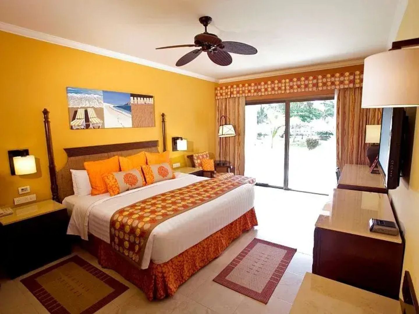 Club Premium Deluxe At Barcelo Maya Palace Deluxe