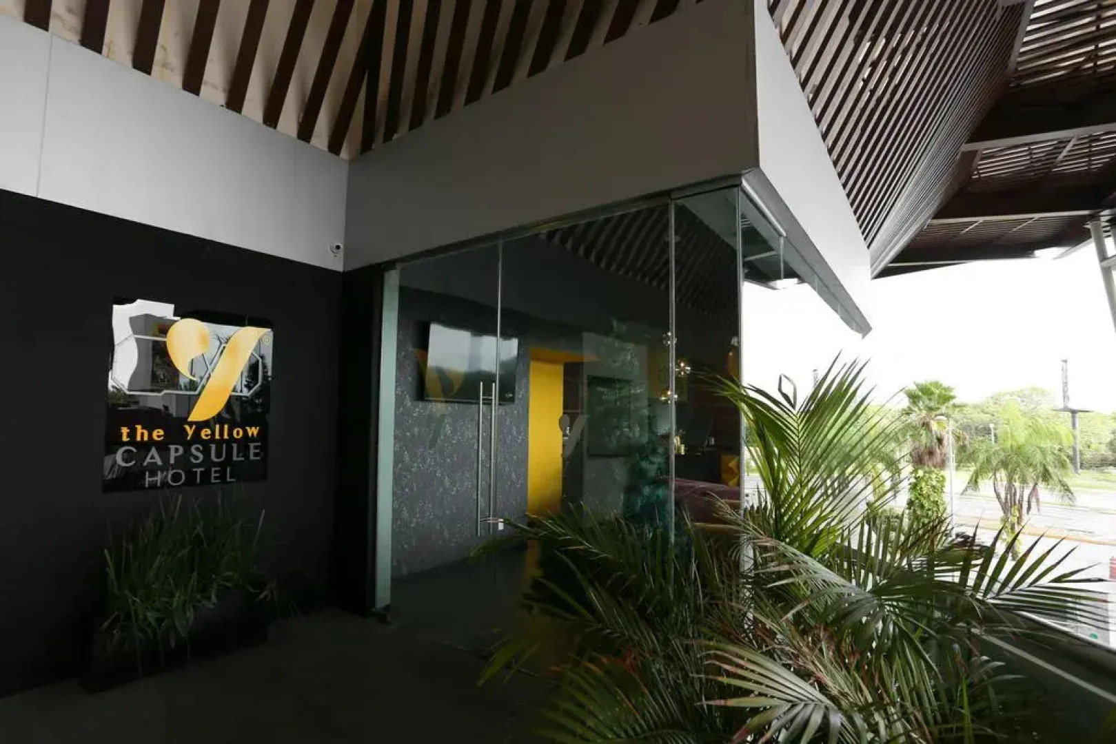 The Yellow Capsule Cancun Close to Airport