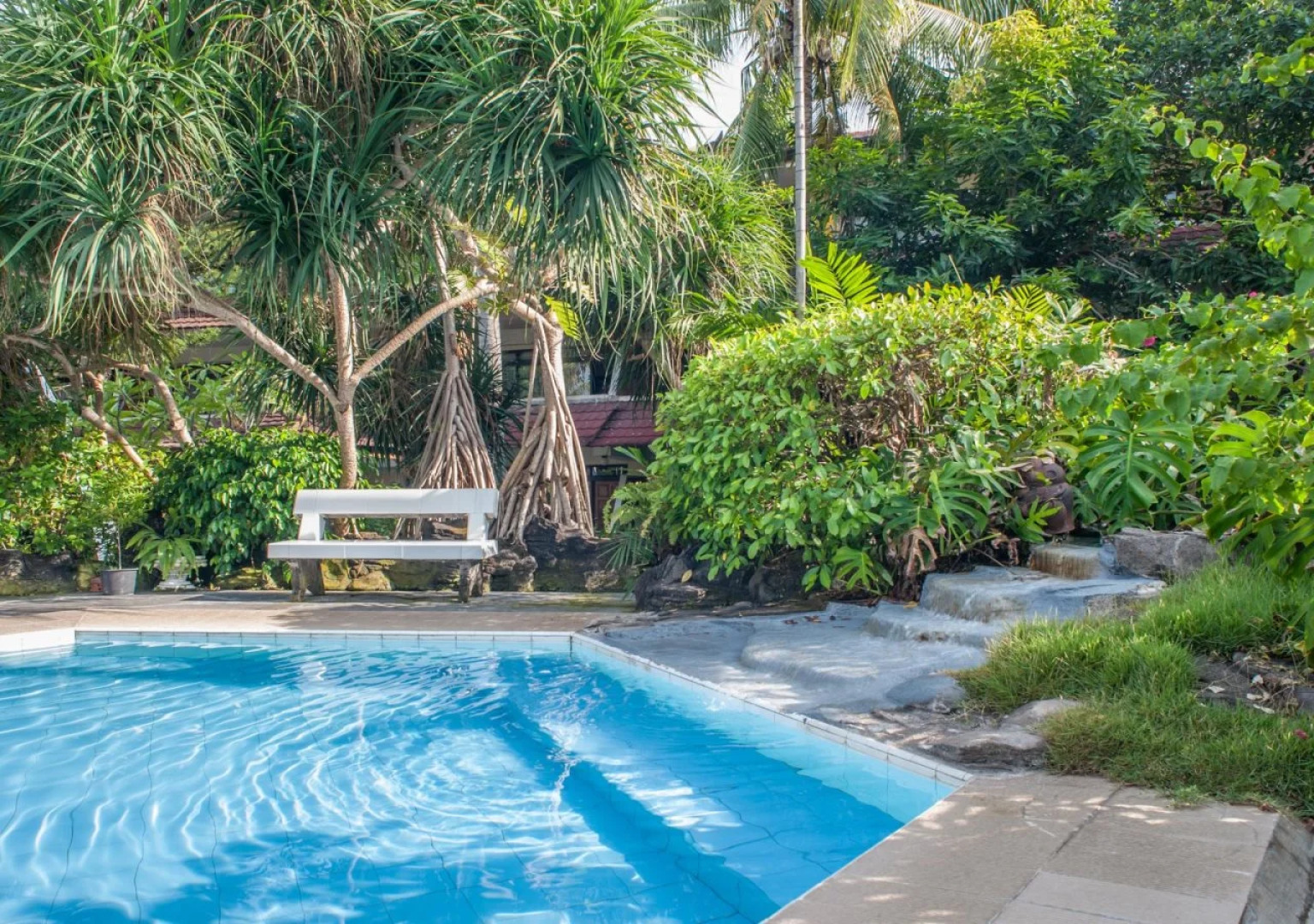 Palm Beach Hotel Bali