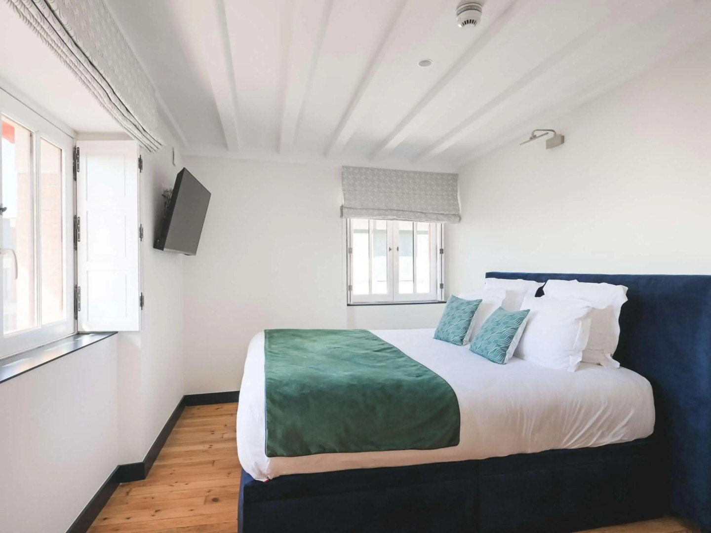 MADISON Saint Jean de Luz - Handwritten Collection