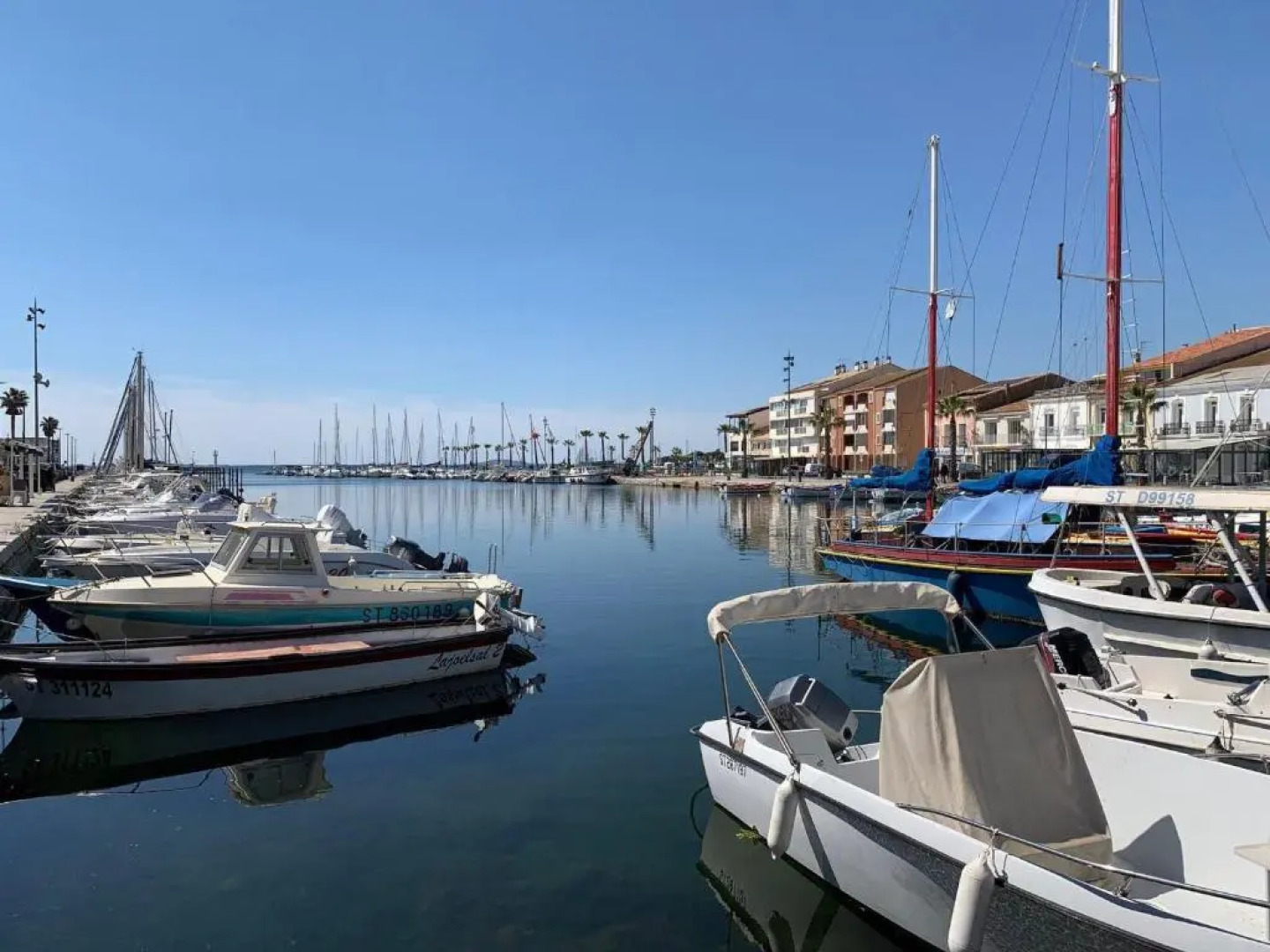 Appartement Mèze, 3 pièces, 4 personnes - FR-1-604-27