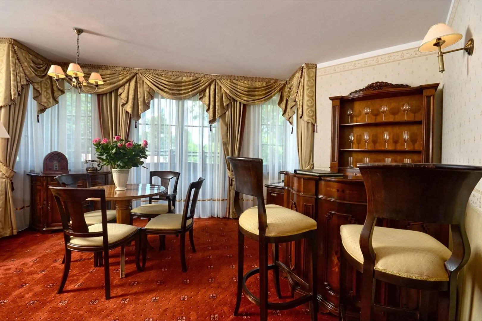 Hotel Zubrówka Bialowieza