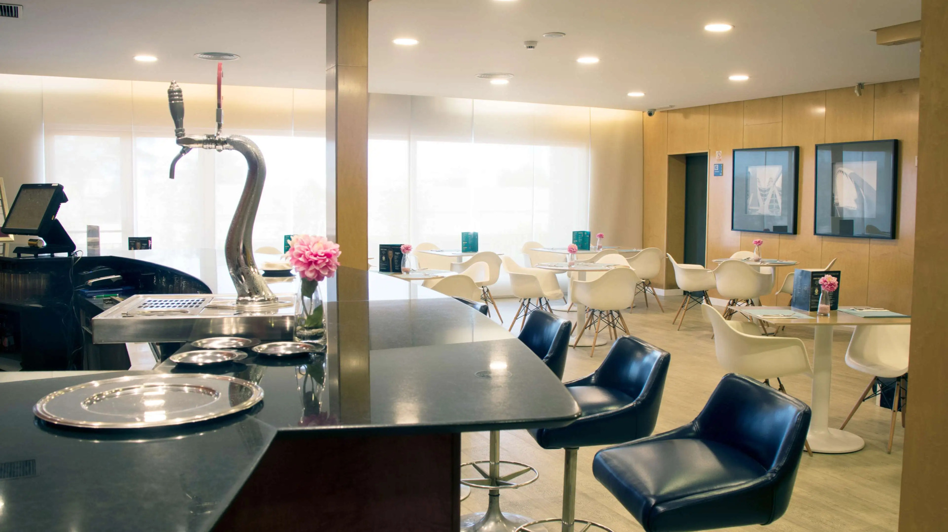 Port Azafata Valencia Hotel