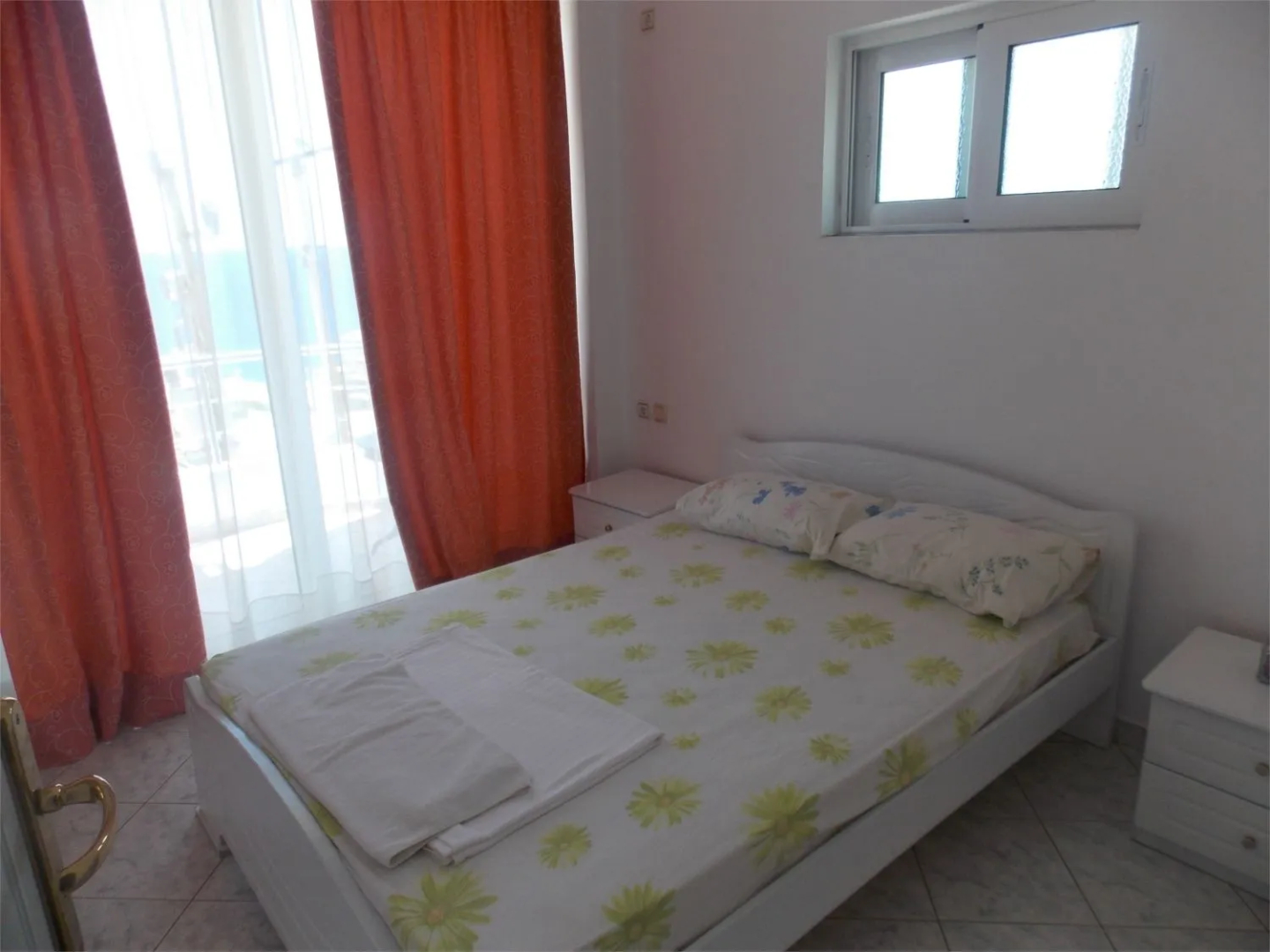 Damian Saranda Hotel