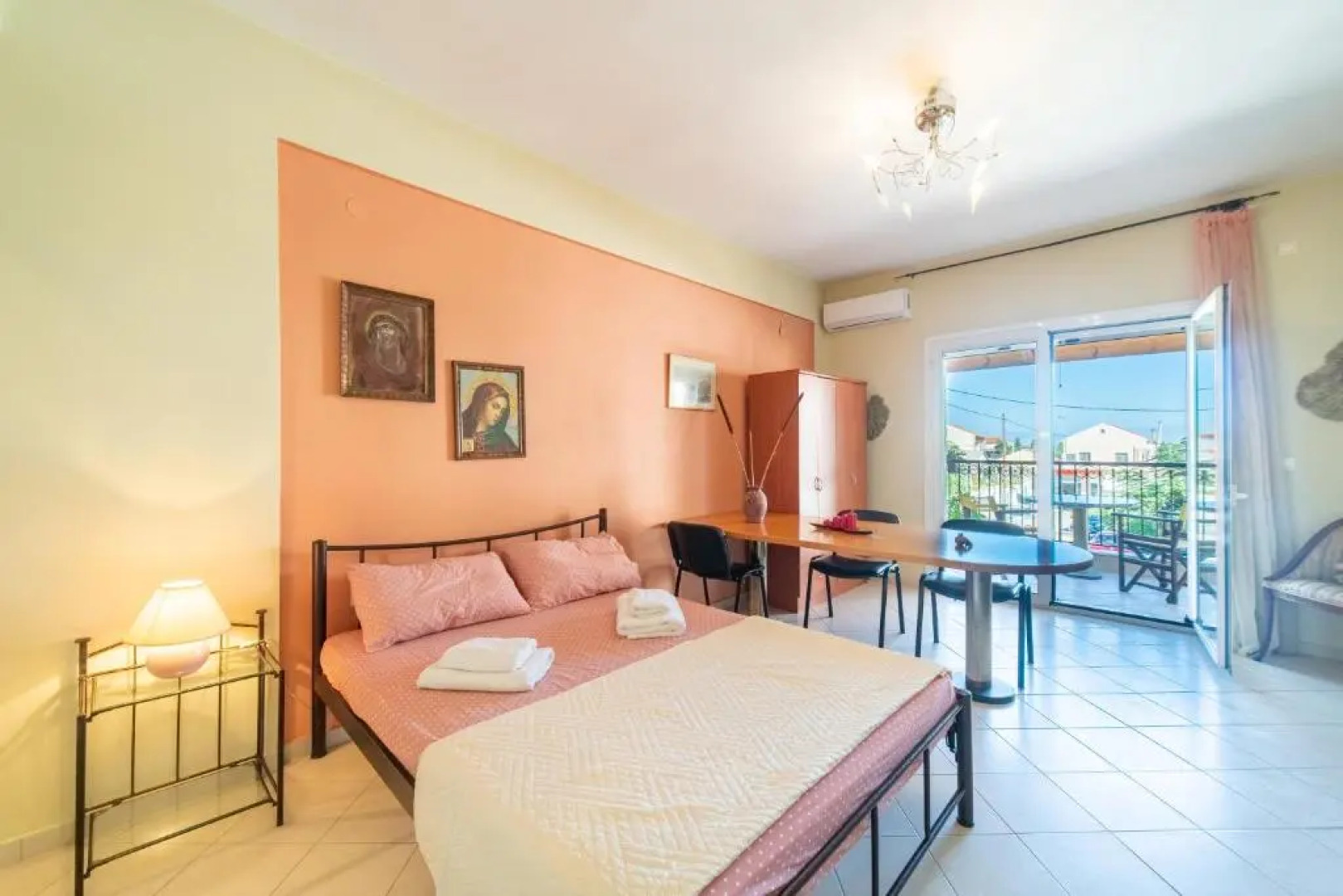 Afrodite Lefkimmi Apartment 2