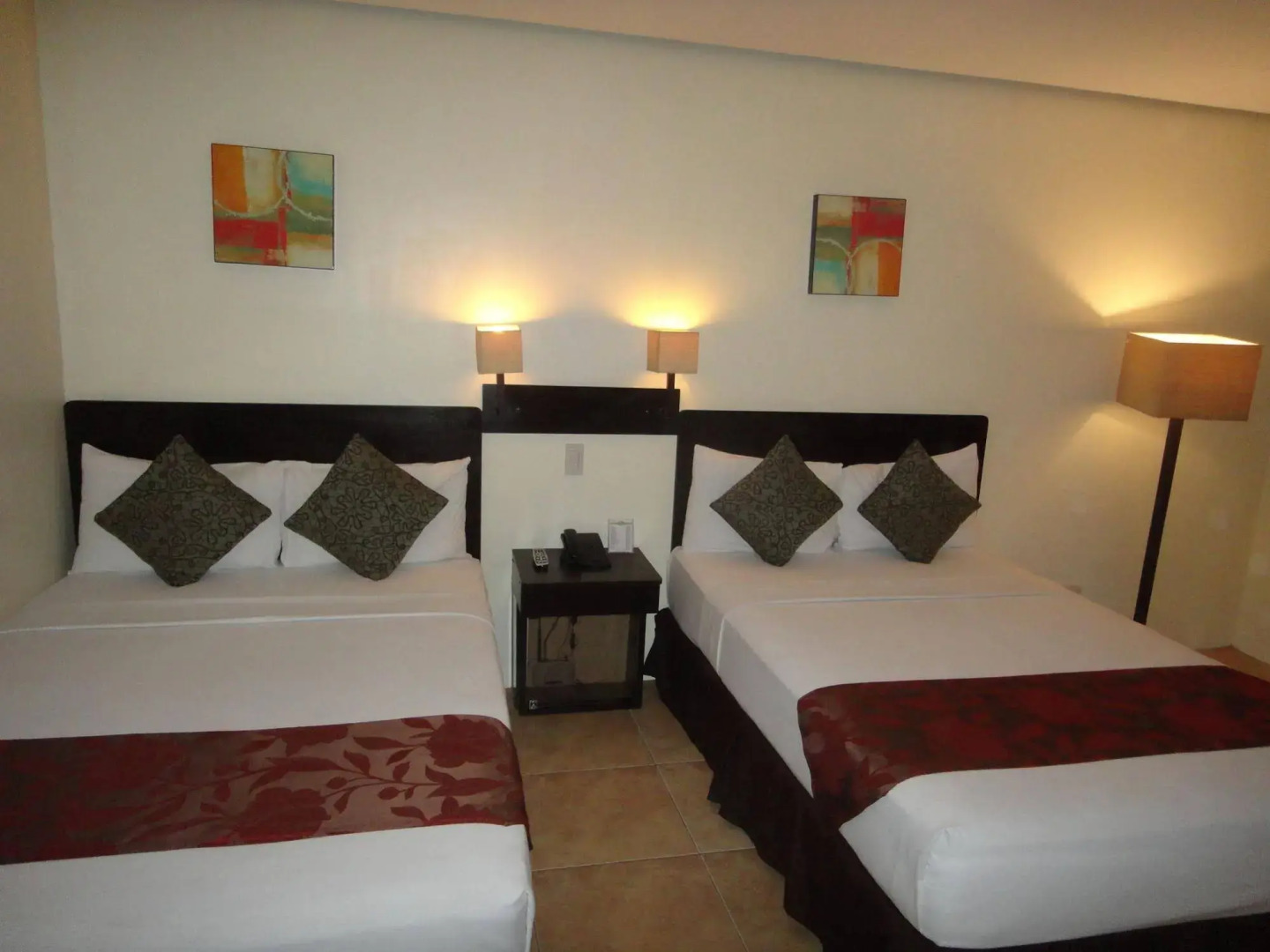 Premiere Citi Suites