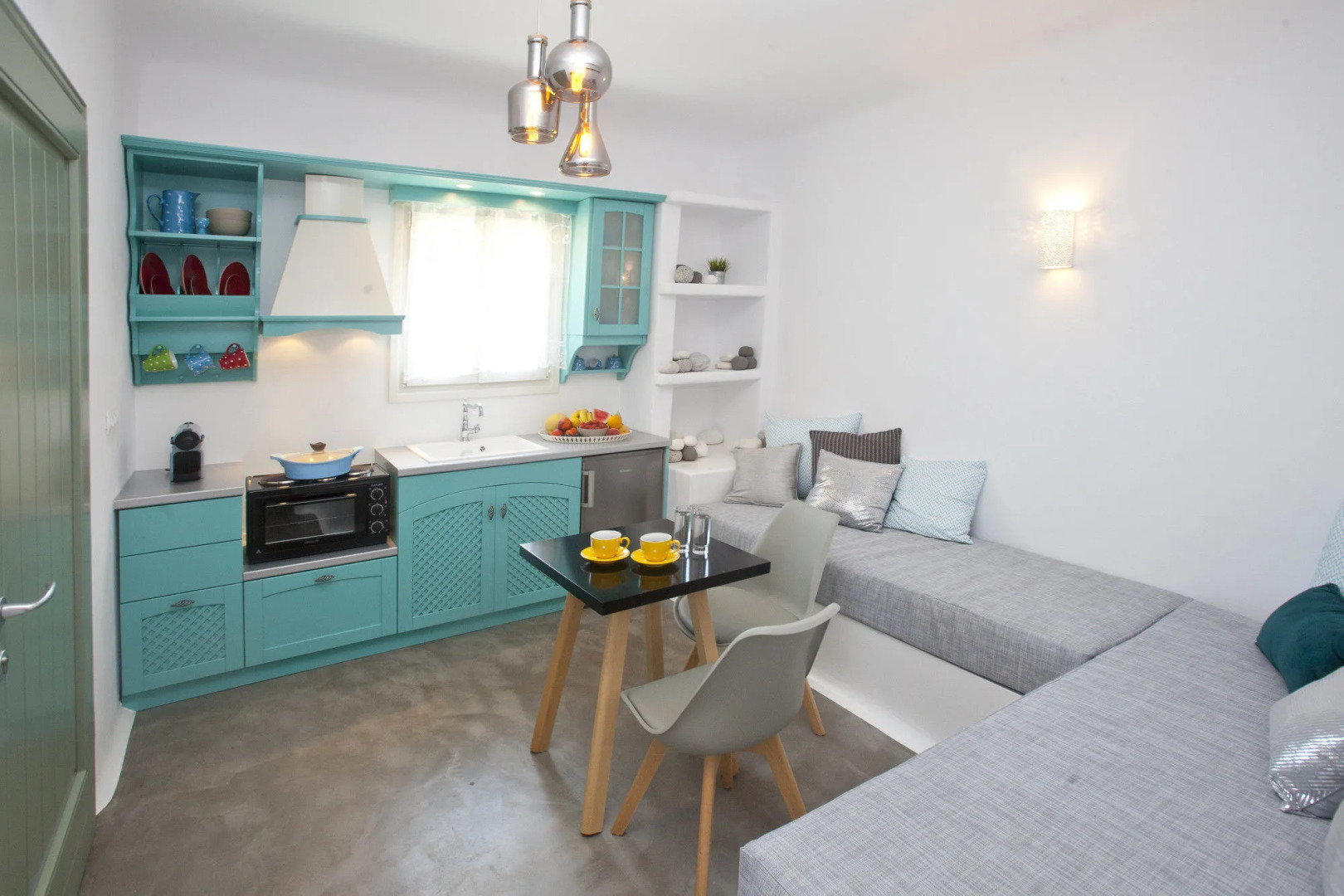 Naxos Euphoria Suites