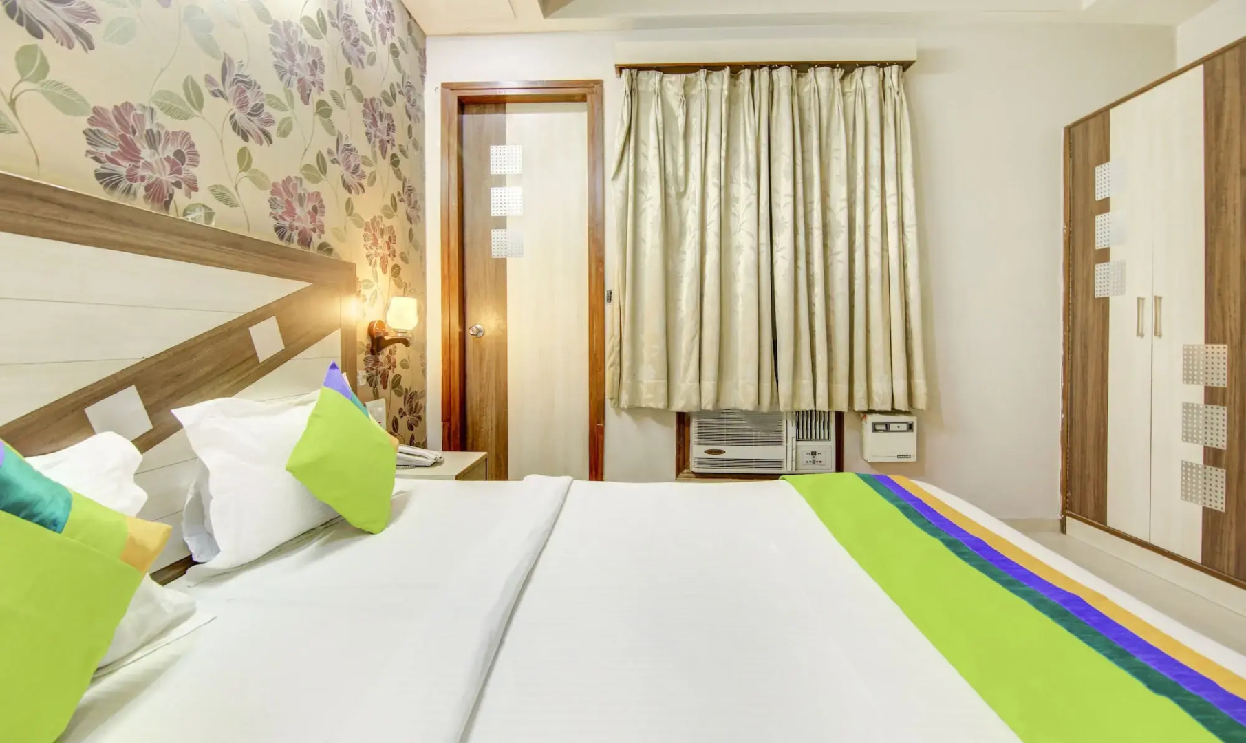 Treebo Rockwell Plaza